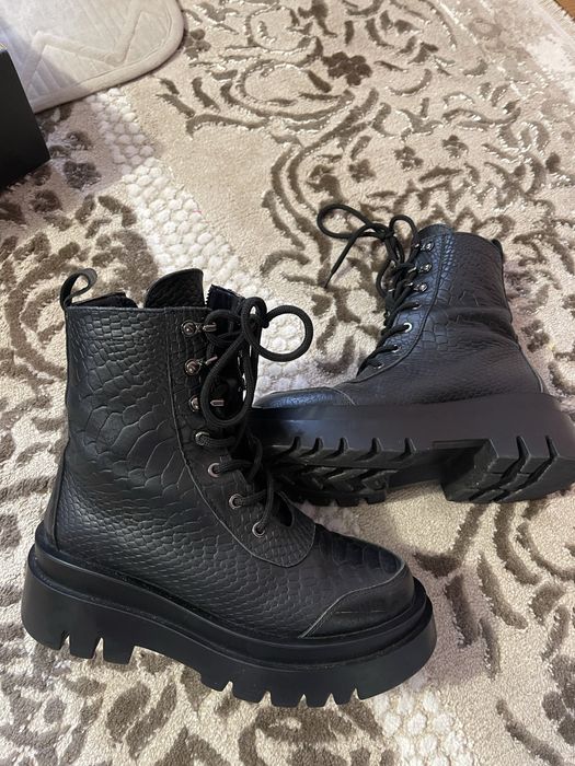 Ботінки на хутрі