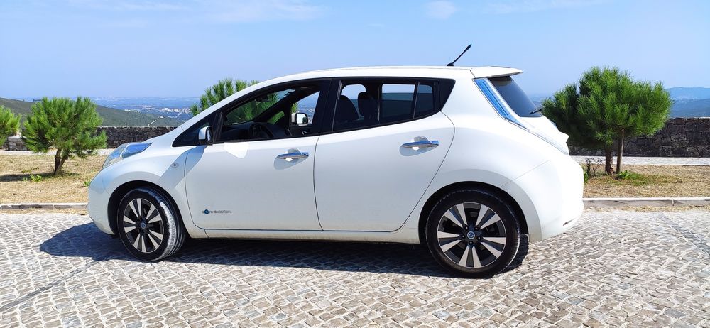 Nissan Leaf Tekna (30kwh)