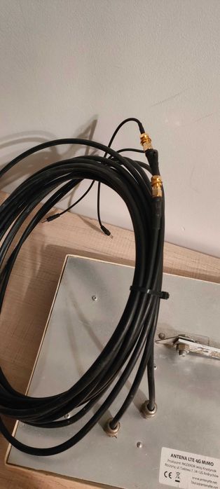 Router Huawei B818-263 z anteną LTE 4G MIMO