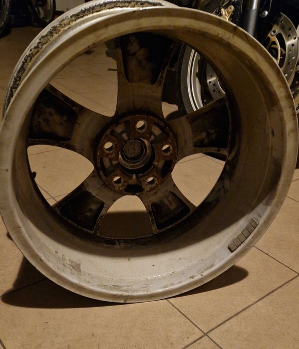 Oryginalne felgi aluminiowe Opel 17" cali 5x115 felgi ET 44 7J 70.2 mm