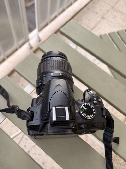 Nikon D3200 + carregador