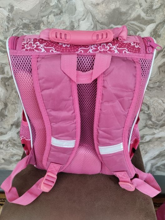 Рюкзак для 1-2 класу. Сумка для спортивного одягу в подарунок.