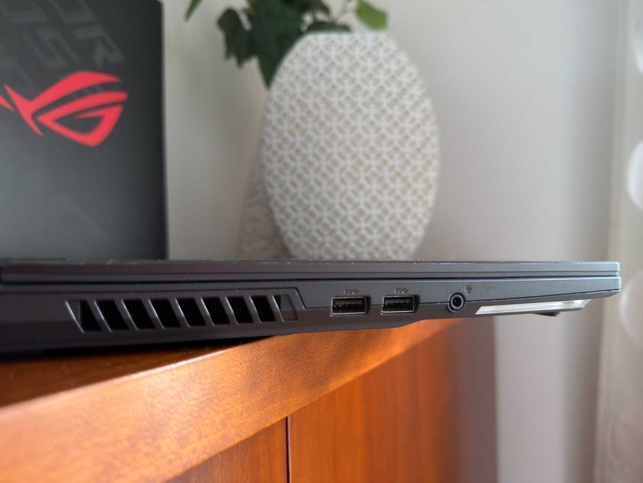 Asus Strix G513I|15.6" 144Hz|Ryzen 7-4800H|32Gb Ram|Ssd 512Gb|RTX3050|