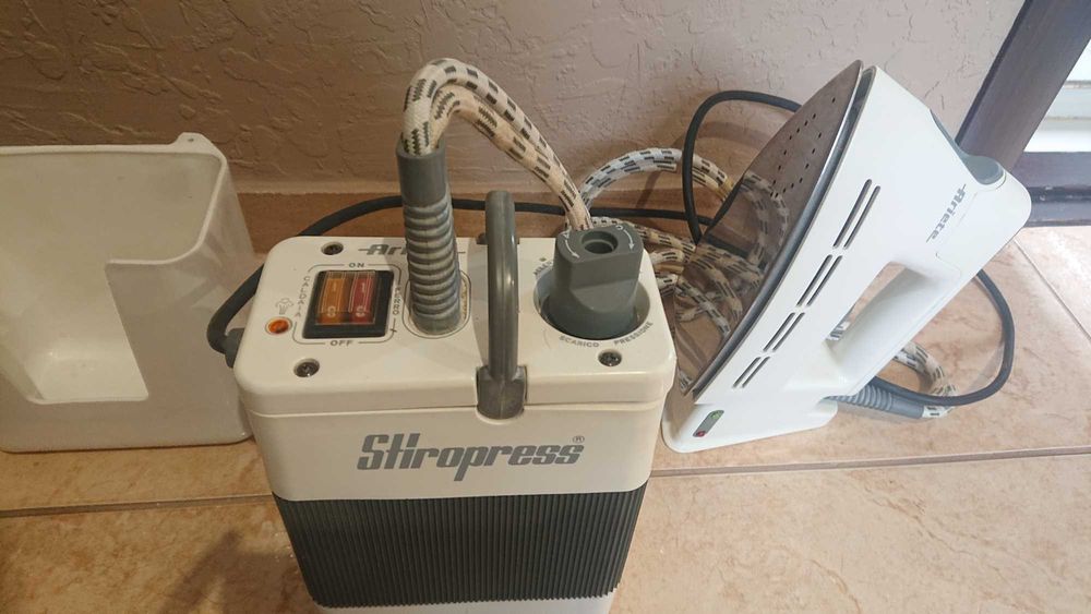 Парова станція Ariete StiroPress 4295