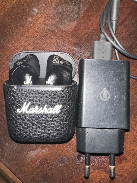 Marshall earbuds