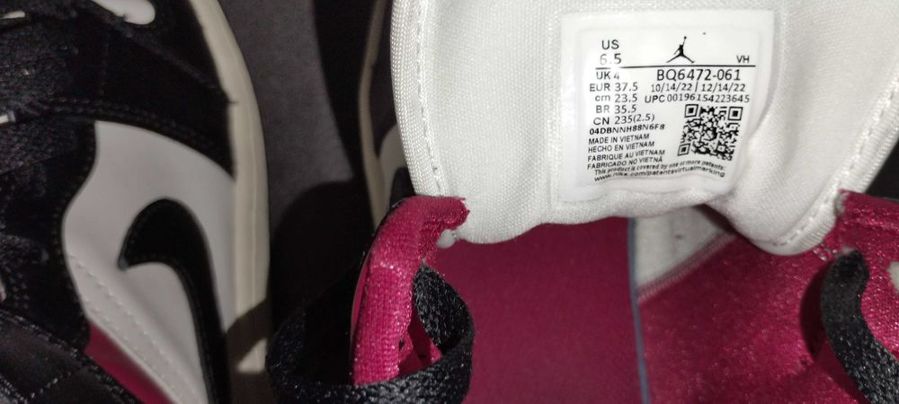 Sapatilhas Nike Jordan 1 mid