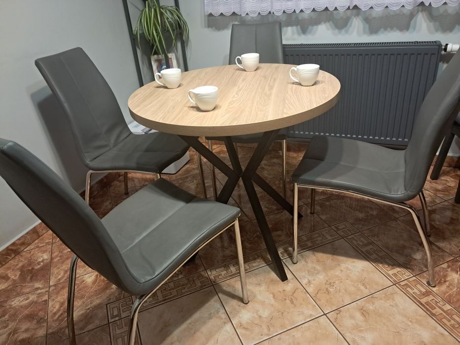 Stol pająk  okrągły