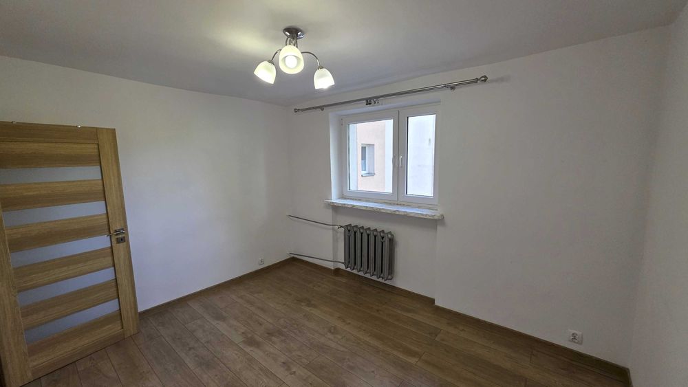 Wynajmę Mieszkanie 63m2 3 pokoje balkon, 1 piętro. + piwnica -  ul. Tokarzewskiego