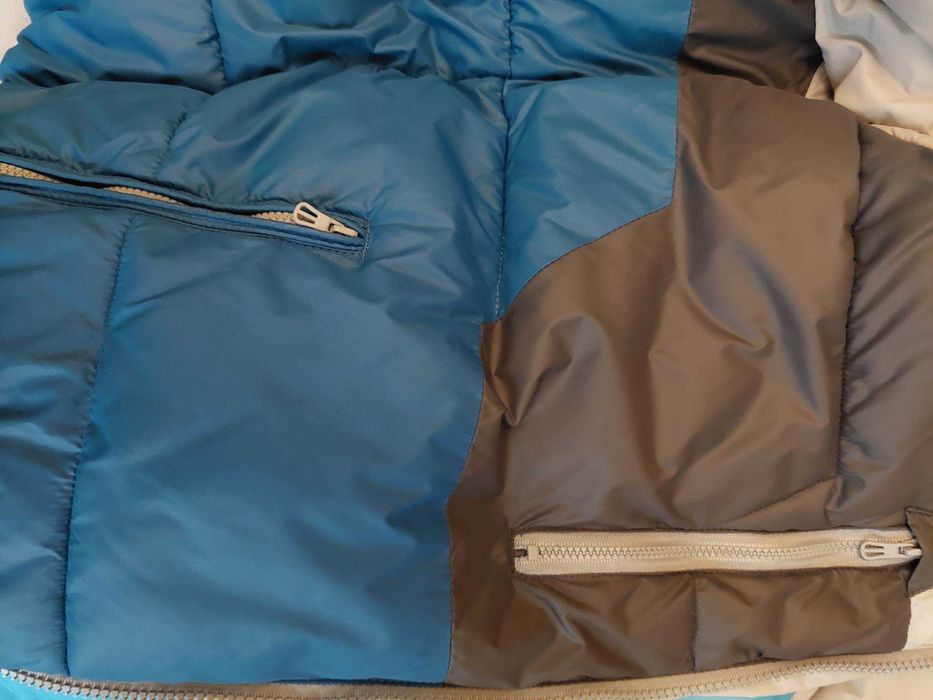 Зимова куртка Adidas бомбер, розмір M