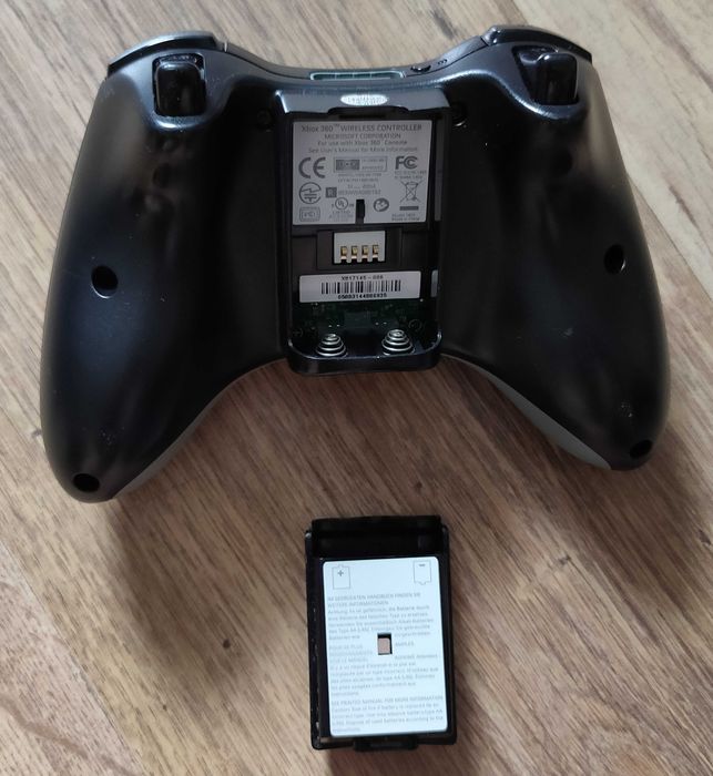 Bezprzewodowy Pad/Gamepad/kontroler do Konsoli XBOX 360 Czarny/Biały