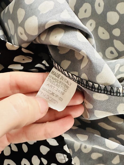 Piekna bluzka koszulowa S/36 czarna w kropki grochy stojka #1718