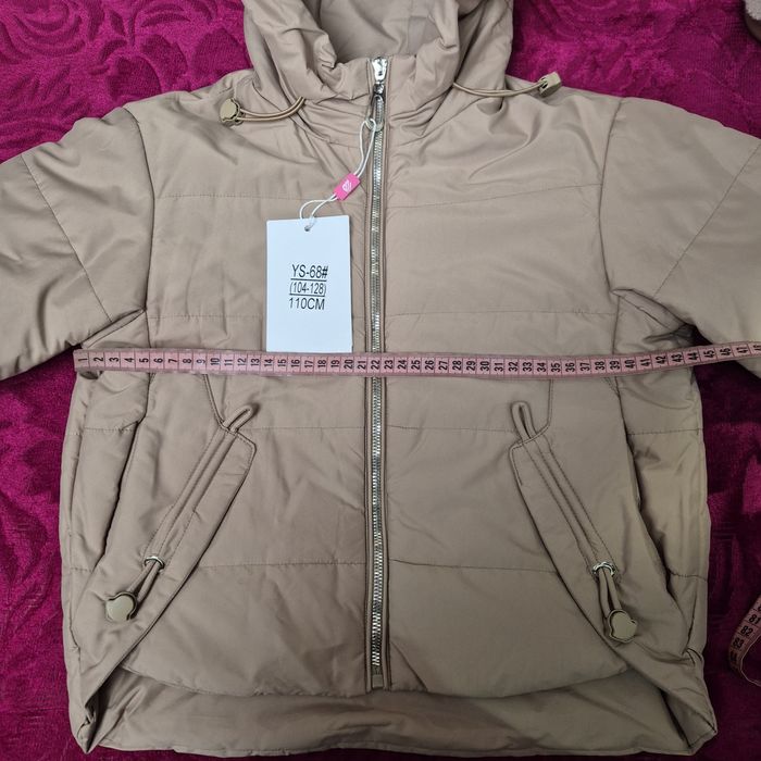 Куртка весна, осінь.