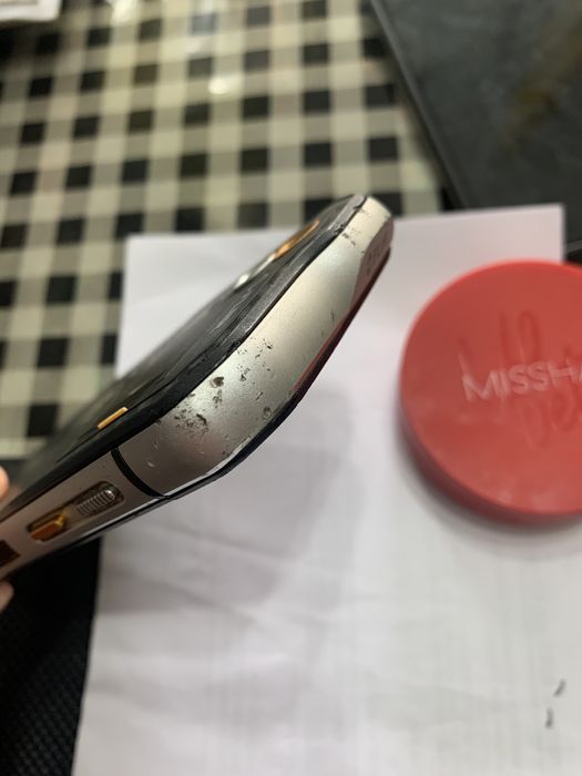 Б/у телефон з теплаком Caterpillar S60