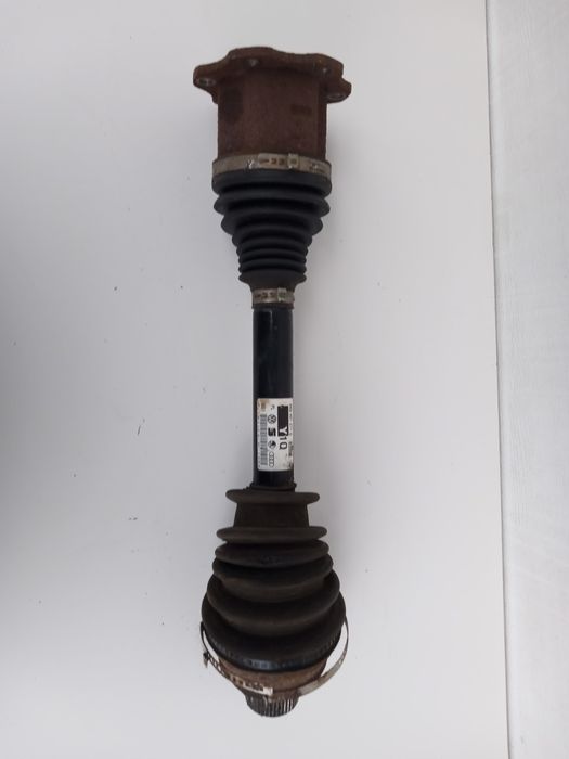 Audi A4 B8 Półoś lewa 271Q