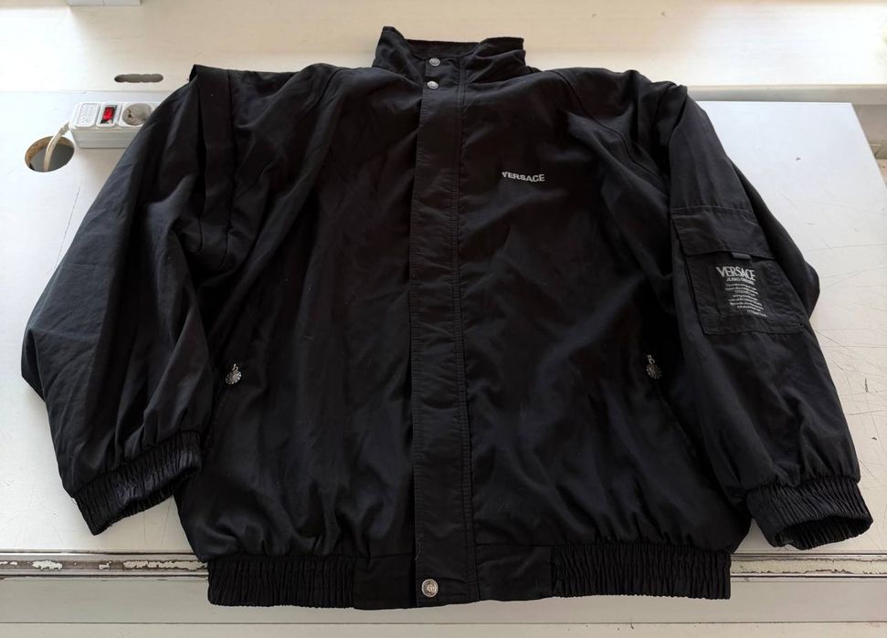 Куртка версачи ветровка versace поставка вещей олимпийка адидас реп