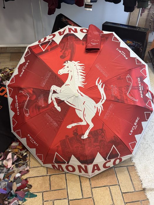 Guarda chuva F1 novos e lindos, difrrented equipas.