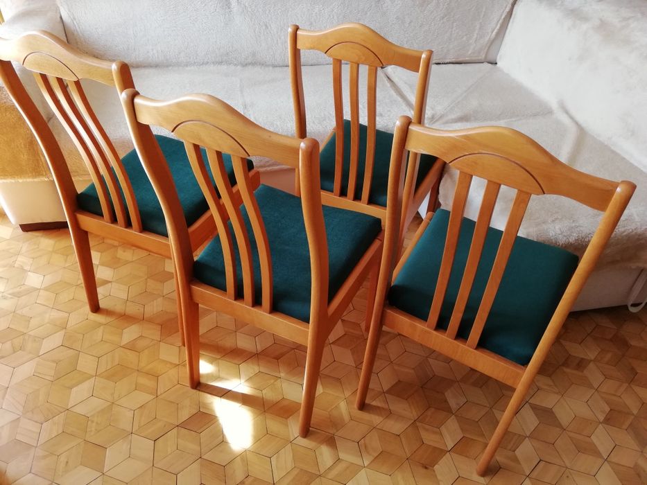 krzesła tapicerowane zielone 4szt za 599zł po renowacji