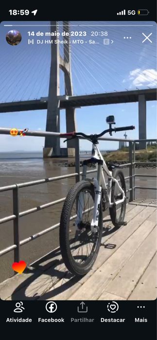 Bicicleta dirt deviant