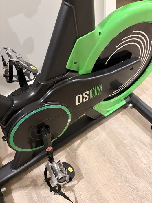 Bicicleta estatica em bom estado436767847749396480