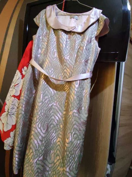 MODA sukienka z paskiem