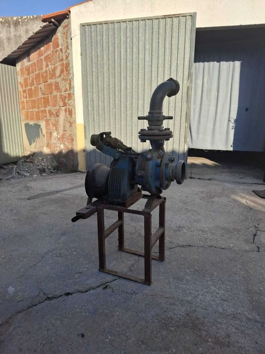 Bomba de água de 3 polegadas com cardan e chupador