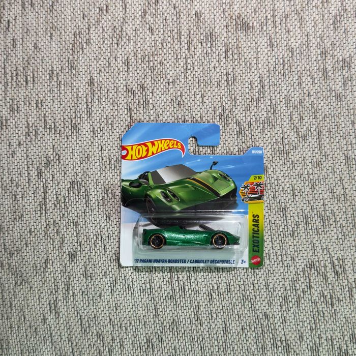 Hot Wheels Bugatti + Lamborghini + McLaren + Pagani + Dodge + Aston Martin (Selados)