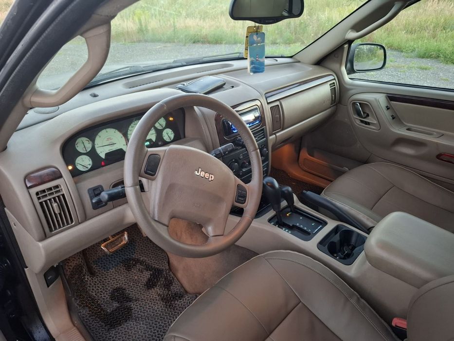 Продам Jeep Cherokee 2002