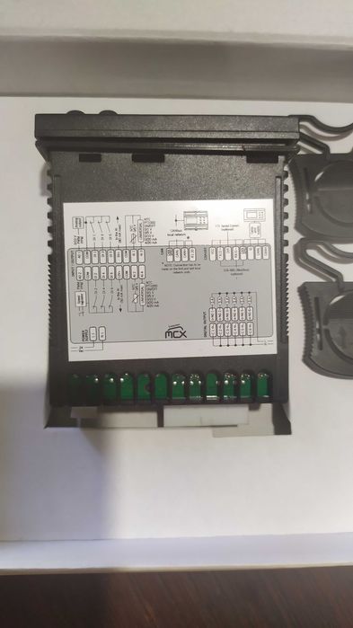 Програмний контролер MCX06C  Danfoss