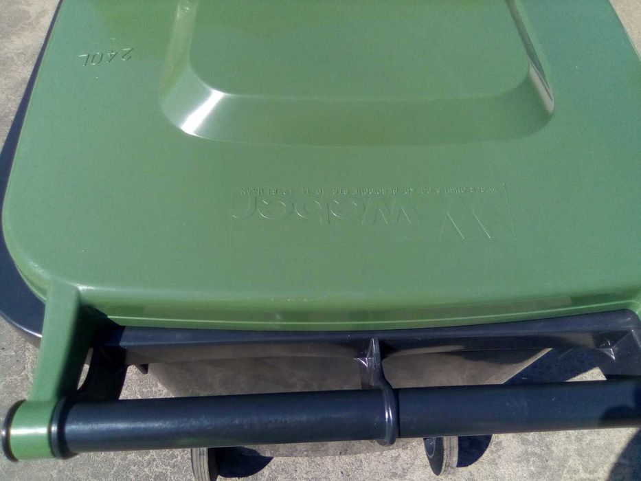 Мусорный бак,контейнер WEBER,бак сміттєвий,бак для сміття,бак 240л