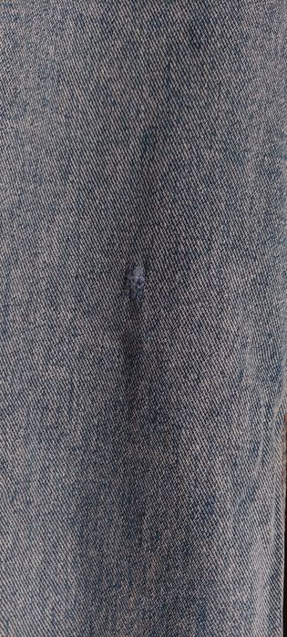 Темні жіночі джинси