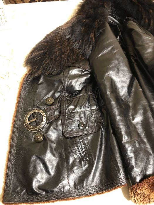 Жіноча дубленка, як нова.