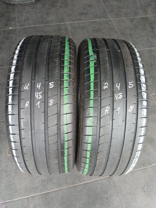 2 pneus 245 45 r18 Goodyear