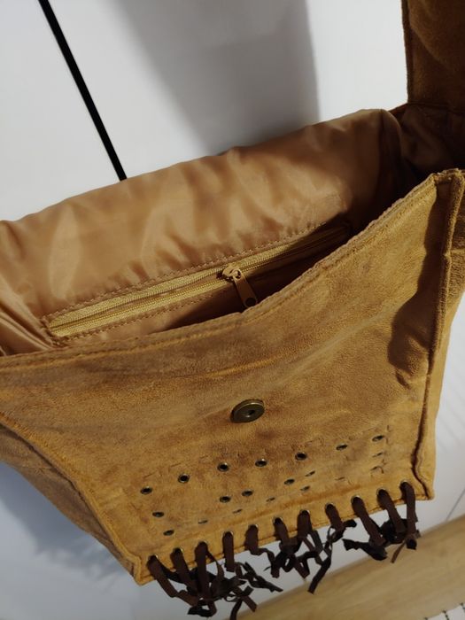 Torebka australijska w stylu aborygeńskim