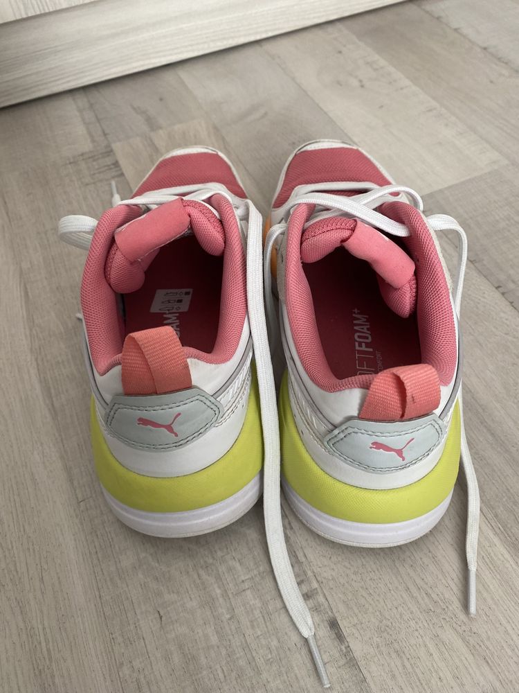 Puma top baby patike