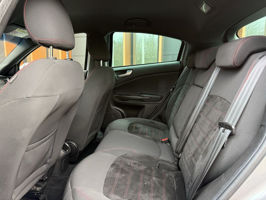 Alfa Romeo Giulietta 1.6jtd 2019 - Automatico