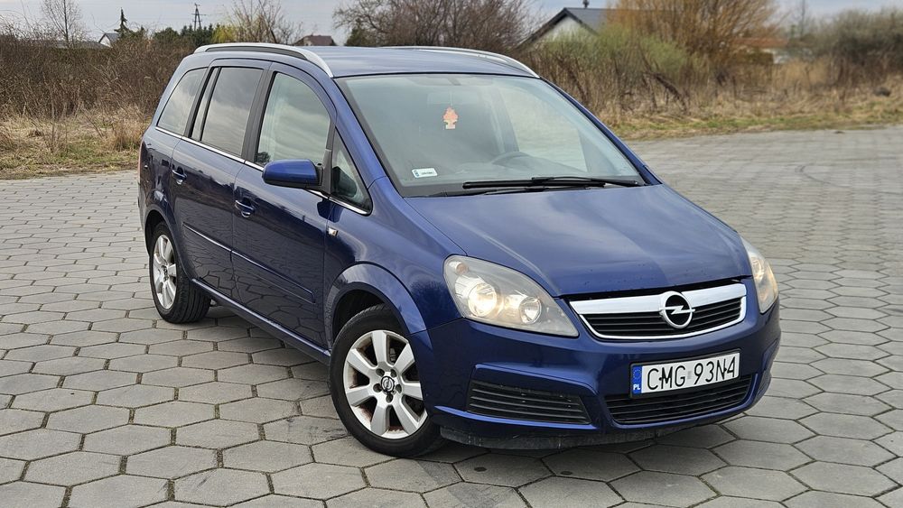 Opel Zafira B 1.8 benz 7osob Tempomat