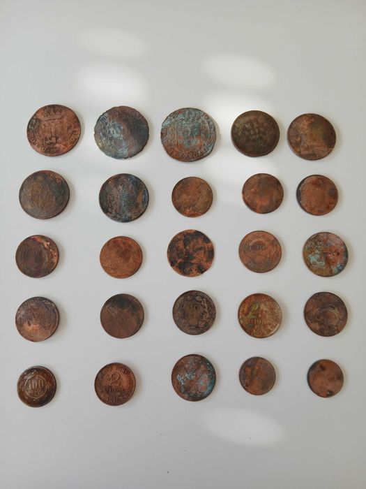 Moedas Monarquia. Lote de 50 Unidades.