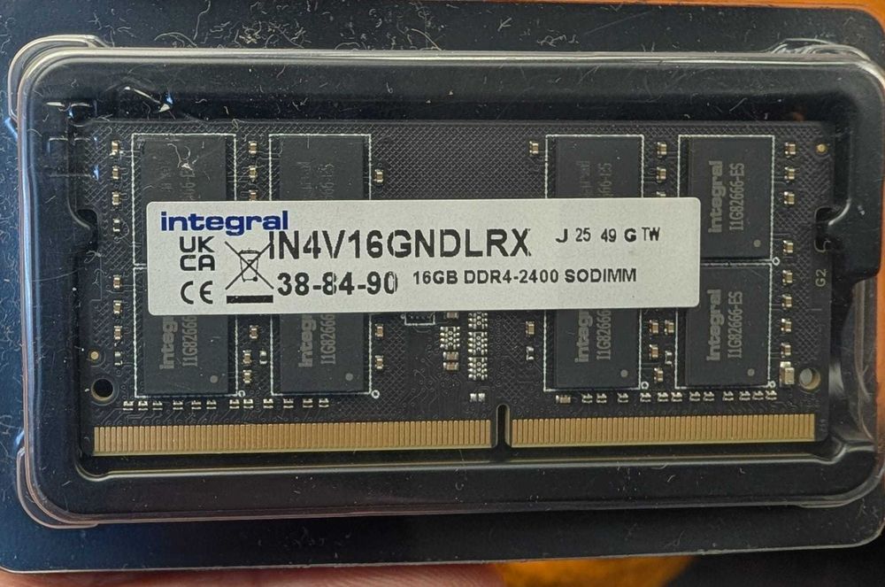 RAM portátil 16 GB DDR4 2400 mhz CL 15