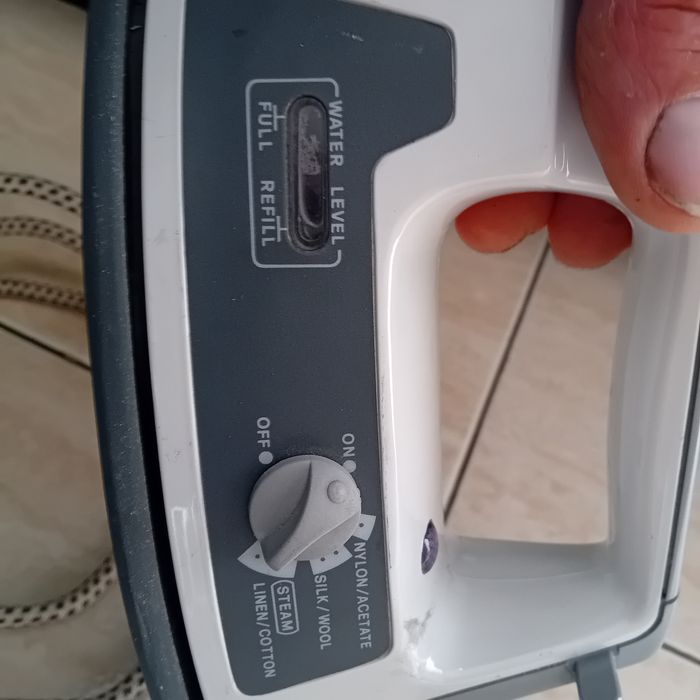 Ferro de engomar para viagem