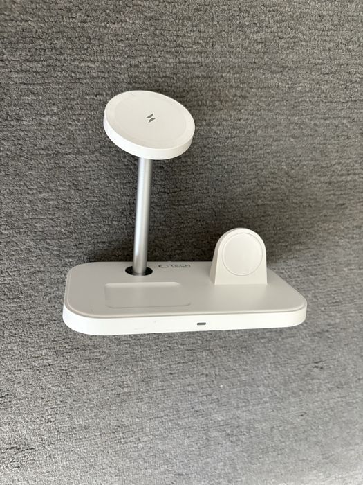 Apple 3-in-1 Charger | iStore64286067325059122