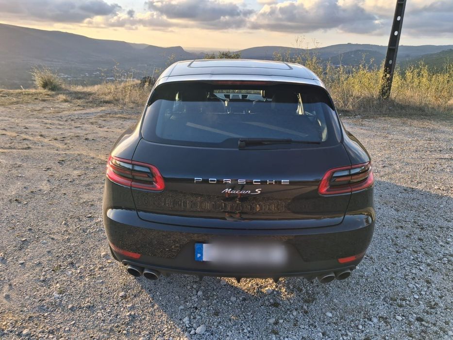 Porsche Macan S