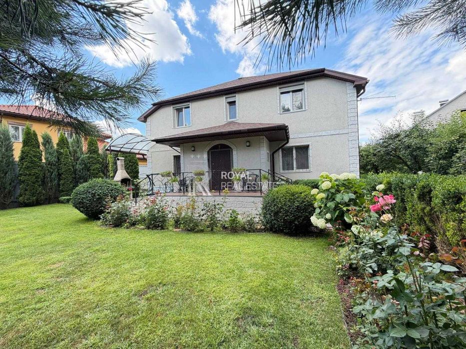 Продаж Будинок Конча-Заспа Київ 5 кімнат 254 м² 18 соток Басейн Генератор Камін Газове опалення Ландшафтний дизайн Гараж