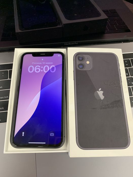 Продам айфон iphone 11 128Gb black