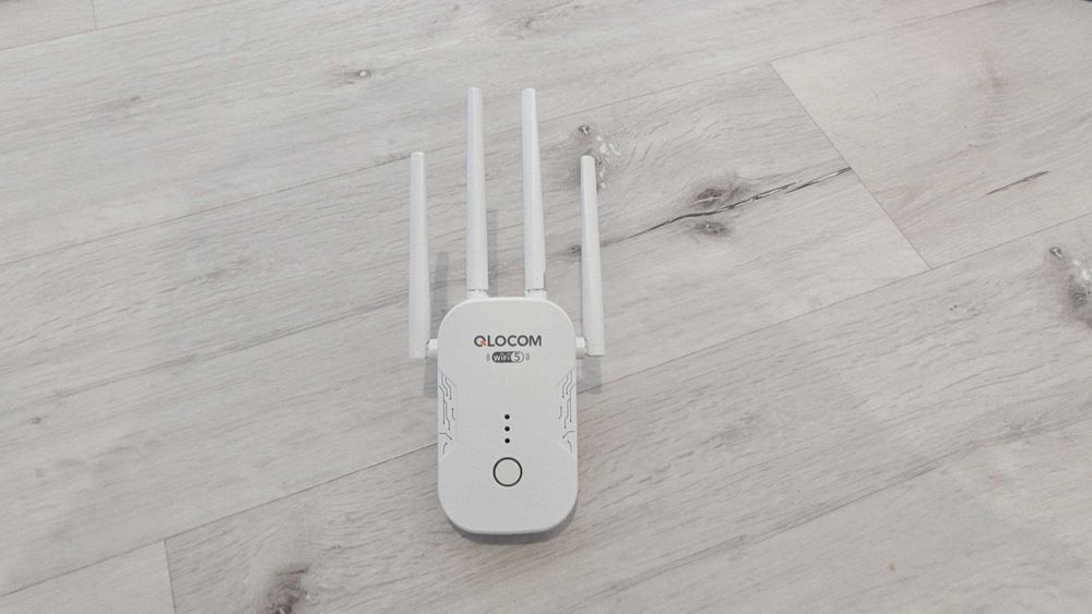 Підсилювач WiFi QLOCOM CF-WR768AC 1200Mbps 2.4/5GHz 4 антени репітер ретранслятор усилитель вай фай WiFi Repeater AC1200