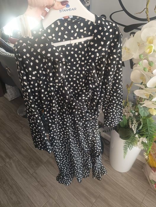 Vero Moda r.M sukienka kopertowa