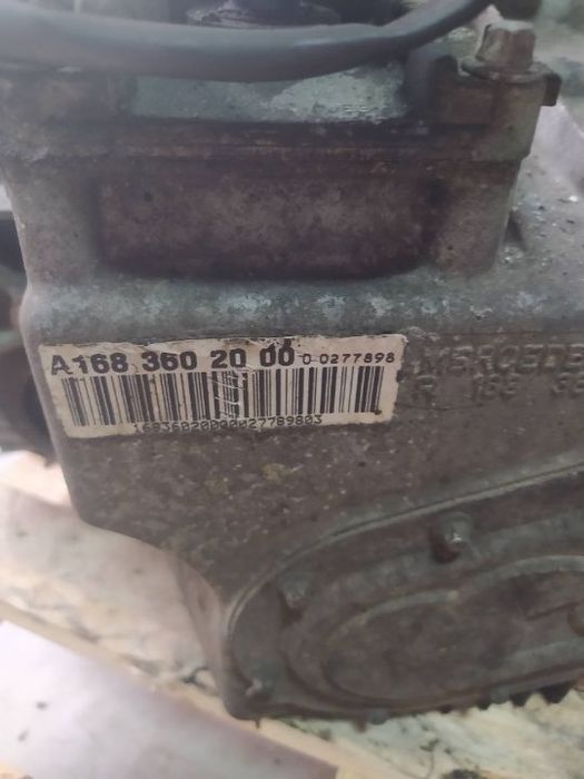 Caixa mercedes A160 A140 ref: A168360  R1683610302 3 ano 2004.