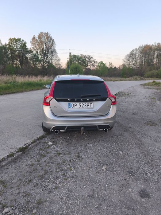 Volvo V60 R-DESIGNE zadbane