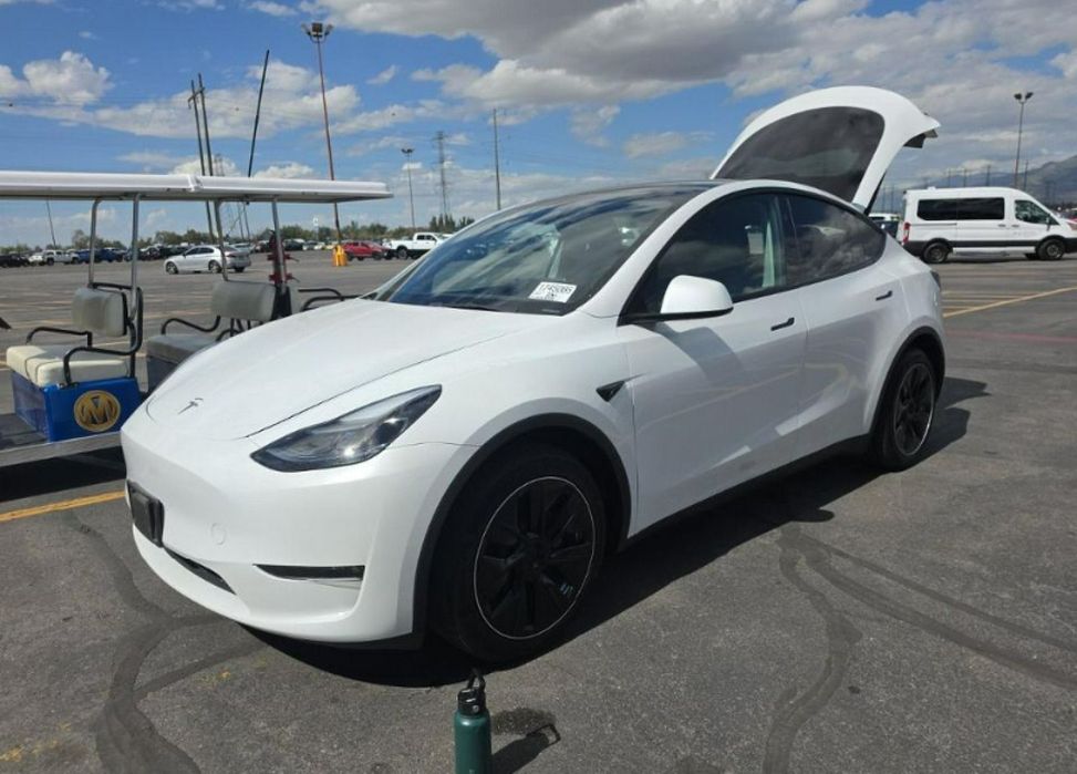Tesla Y