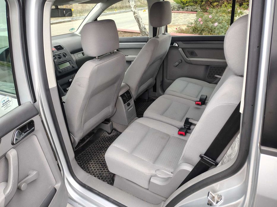 Volkswagen 1,6 Touran СРОЧНО