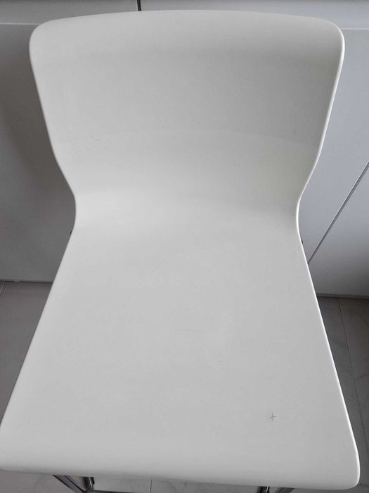 Banco alto IKEA Glenn para Cozinha